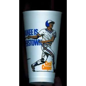 1981 Cecil Cooper Milwaukee Brewers Super Action Baseball Cup  
