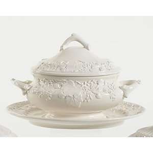  Nadine Ceramic Tureen Beauty