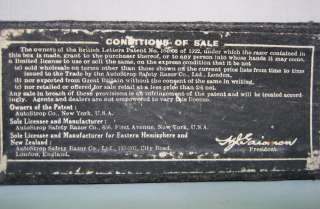 1930s VINTAGE VALET SAFTEY RAZOR w/ORIGINAL BOX ENGLAND  