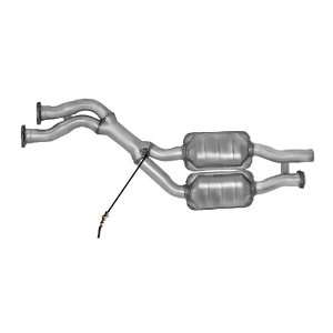  Benchmark BEN81411 Direct Fit Catalytic Converter (CARB 