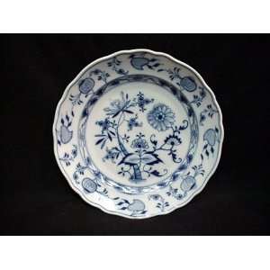  MEISSEN 9 3/4 SOUP BOWL BLUE ONION 