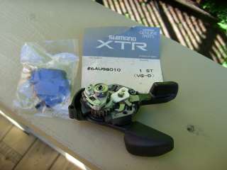NOS SHIMANO XTR SHIFTER LEVER, RIGHT HAND, ST M950, 8 SPD, NEW. THIS 