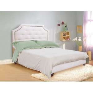  Savannah Queen Size Bed in White By Diamond