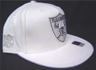 Raiders logo is nicely 3D embroidered on the front panel in white with 