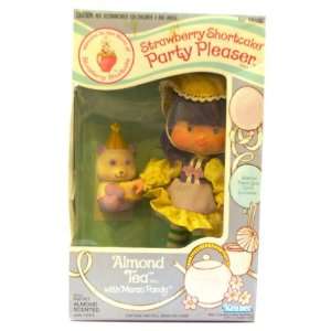   Strawberry Shortcake Almond Tea Party Pleaser Doll Toys & Games