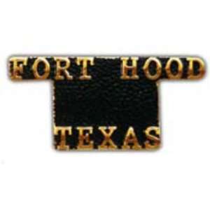  U.S. Army Fort Hood Texas Pin 1 Arts, Crafts & Sewing