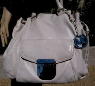   KORS WAVERLY LARGE DRAWSTRING TOTE VANILLA HANDBAG $368.  