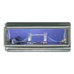  London Bridge   Superlink Charm 