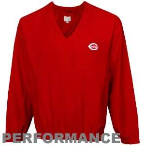   & Buck Cincinnati Reds Red Astute Performance Pullover Windshirt