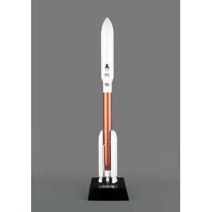  Atlas V Rocket 1/100