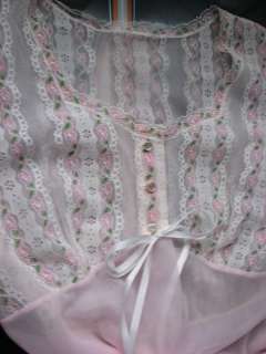 1970s Vintage Ter She` Pink Chiffon & Lace Babydoll Peignoir Nightgown 