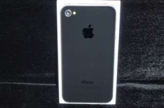 Apple iPhone 4 Black 16GB Verizon No Contract w/ Accessories NO 