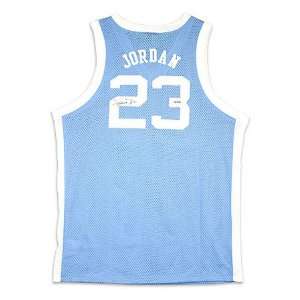  Michael Jordan North Carolina Tar Heels Autographed Blue 