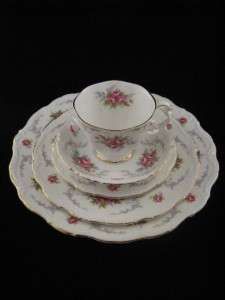 Royal Albert TRANQUILLITY Tranquility 5 Piece Place Setting ENGLAND 