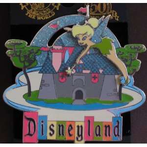  Disneyland 3 Dimensional Collectible Pin with Moving 