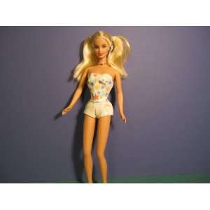  BARBIE WITH HOT PANTS 