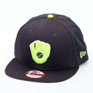  new era 9fifty milwaukee brewers coopstown charcoal neon 