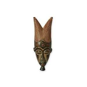  NOVICA Ghanaian wood mask, Bravery