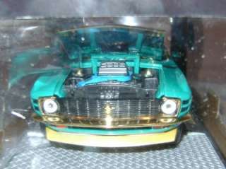 1970 70 FORD MUSTANG BOSS 302 M2 MACHINES CHASE 1/24  