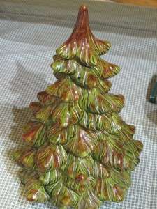   RETRO 1970 Estate Holland Mold Ceramic CHRISTMAS TREE FABULOUS  