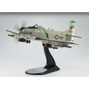  Hobbymaster 1/72 A 1J Skyraider Lt. (jg) Dieter Dengler 