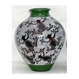  Nicaraguan Lacy Frog Vase 