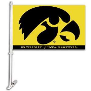  97024   Iowa Hawkeyes Car Flag W/Wall Brackett