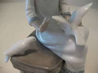LLADRO Nao Daisa Girl Doves Birds Stone Bench porcelain RETIRED  