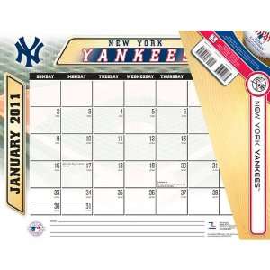  New York Yankees 2011 Desk Calendar
