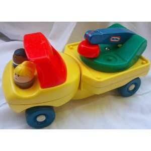  Little Tikes Vintage Loader Truck with 2 People Toy Toys & Games