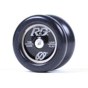  Tom Kuhn RD 1 Wood Yo Yo   Black Toys & Games