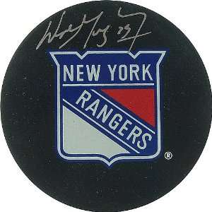   New York Rangers Wayne Gretzky Autographed Puck
