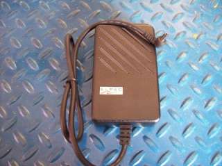 Elpac Universal AC/DC Adapter Power Supply 12vdc 3.3A  