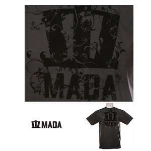  Mada Gothic Layover T Shirt Graphite Size Large Sports 