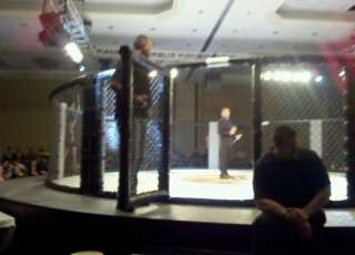 30 THROWDOWN MMA CAGE W/ CAT WALK   Great Used Cage Complete  