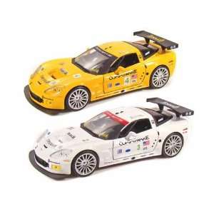  2006 Chevy Corvette C6 R 1/24   Set of 2 Toys & Games