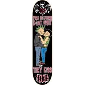  1031 Punk Kiss Skateboard Deck   8.25 x 31.75 Sports 