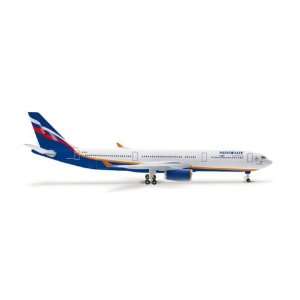    Herpa 500 Scale HE517522 Aeroflot A330 300 1 500 Toys & Games