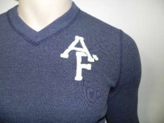 NWT Abercrombie & Fitch Mens Slim/Muscle Fit V Neck Sweater  