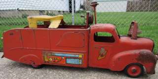 Vintage Marx Ride On VFD Fire Truck w/ Siren  