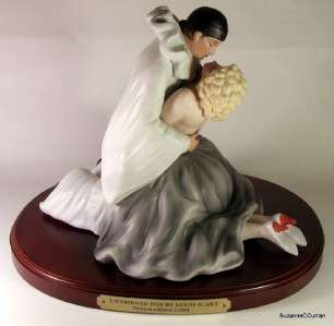   Lady & Harlequin LENTRIENTE Embrace Figurine Limited Edition  