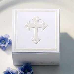 Holy Cross Favor Boxes (1 3/4in. H x 2 1/2in. W)   pack of 20