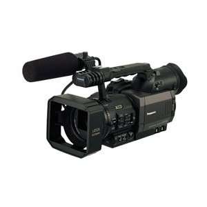  Panasonic   Panasonic AG DVX100B 3 CCD 24p/30p/60i Mini DV 