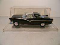 1955 FORD FAIRLANE CROWN LOOKS PROFESSIONALLY BUILT UP MODEL KIT 