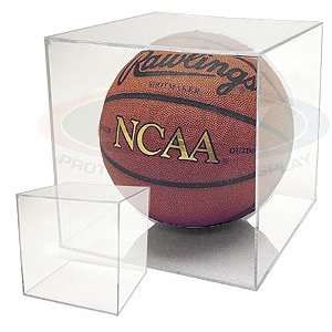 BCW BallQube Basketball Holder   Sports Memoriablia Display Case 