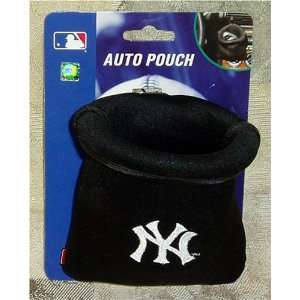  New York Yankees Licensed Auto Pouch Cell Phone Holder 