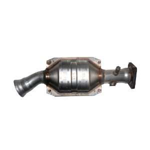  Benchmark BEN82615 Direct Fit Catalytic Converter (CARB 