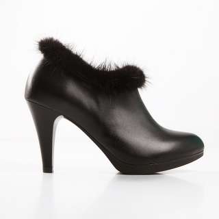 High heel boots, shoes, fur collar around ankle  
