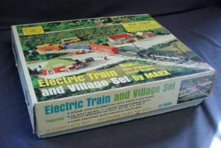 1973 MARX O SCALE ELECTRIC TRAIN & VILLAGE SET W/ BOX  