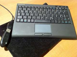 Keysonic Kabellose Super Mini Tastatur mit integriertem Touchpad in 